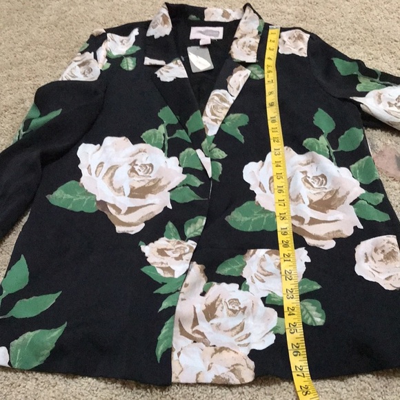 New! Forever 21 black floral large open light weight jacket. - Picture 8 of 11